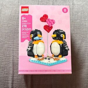 LEGO Penguins Heart LIMITED EDITION
